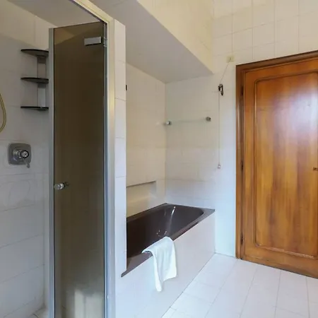 Contempora - Trilocale P.le Susa Milan